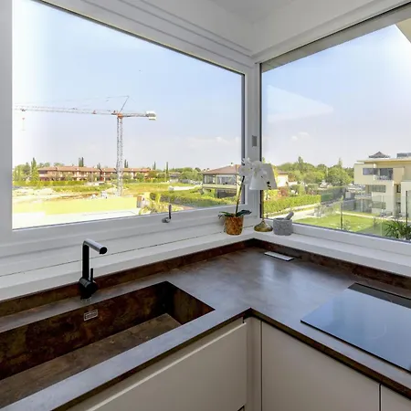 Katya Superior - Mgh A2 13 Desenzano del Garda